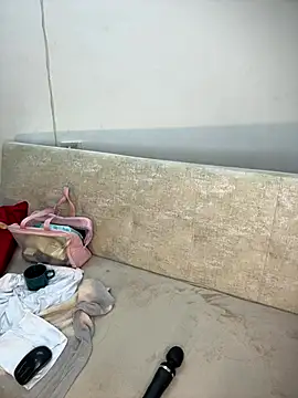 AdeleGray online show from 12.19.25