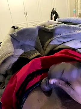 Snapshot of GangsterCouple-Aimy-Jonny chatting on 11.20.25 GangsterCouple-Aimy-Jonny online show from 11.20.25