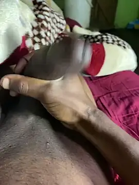 Snapshot of GangsterCouple-Aimy-Jonny chatting on 12.13.25 GangsterCouple-Aimy-Jonny online show from 12.13.25