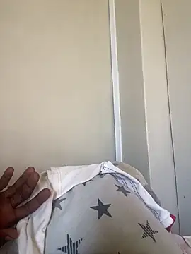 Snapshot of GangsterCouple-Aimy-Jonny chatting on 02.12.26 GangsterCouple-Aimy-Jonny online show from 02.12.26