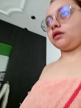 Snapshot of CURVY-HORNY chatting on 01.08.26 CURVY-HORNY online show from 01.08.26