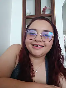 Snapshot of CURVY-HORNY chatting on 05.17.26 CURVY-HORNY online show from 05.17.26