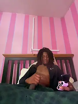 Snapshot of mikeJak chatting on 09.29.25 mikeJak online show from 09.29.25