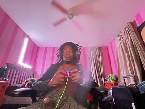 Snapshot of mikeJak chatting on 10.23.25 mikeJak online show from 10.23.25