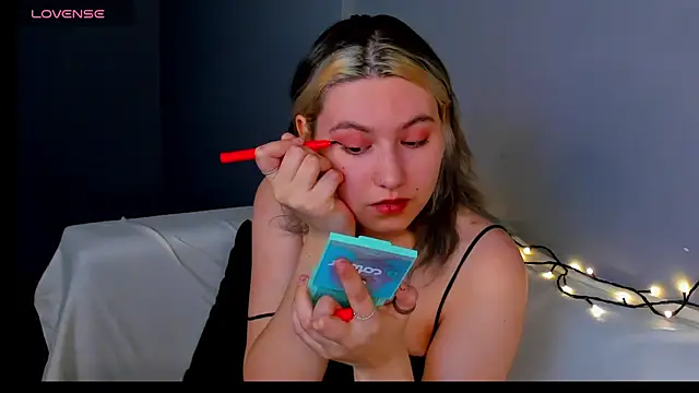 Snapshot of Bonni_Meiz chatting on 01.20.25 Bonni Meiz online show from 01.20.25