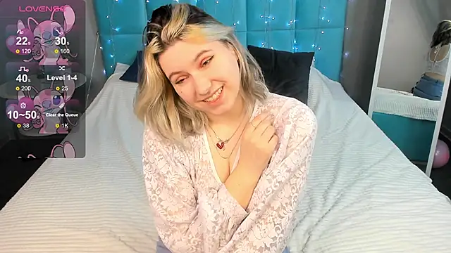 Snapshot of Bonni_Meiz chatting on 02.11.25 Bonni Meiz online show from 02.11.25