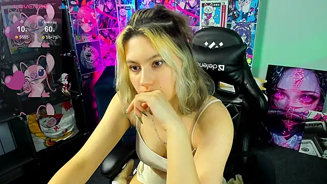 Snapshot of Bonni_Meiz chatting on 02.21.25 Bonni Meiz online show from 02.21.25