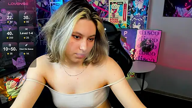 Snapshot of Bonni_Meiz chatting on 02.26.25 Bonni Meiz online show from 02.26.25