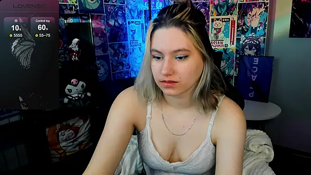 Snapshot of Bonni_Meiz chatting on 03.06.25 Bonni Meiz online show from 03.06.25