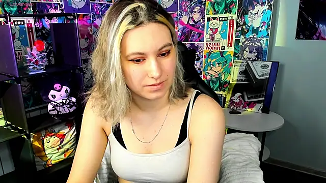 Snapshot of Bonni_Meiz chatting on 03.07.25 Bonni Meiz online show from 03.07.25