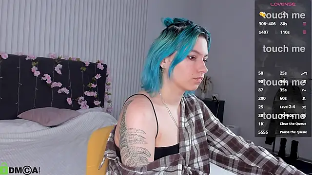 Snapshot of Bonni_Meiz chatting on 09.23.25 Bonni Meiz online show from 09.23.25