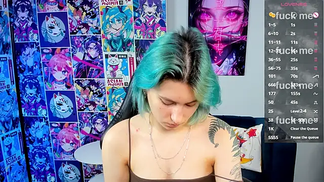 Snapshot of Bonni_Meiz chatting on 10.18.25 Bonni Meiz online show from 10.18.25