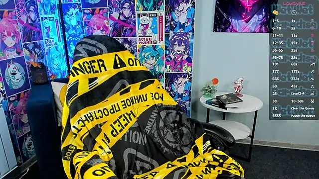 Snapshot of Bonni_Meiz chatting on 11.06.25 Bonni Meiz online show from 11.06.25