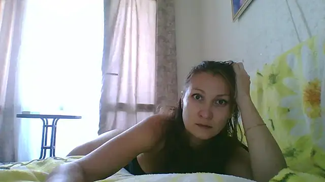 Snapshot of Yulia777 chatting on 10.04.25 Yulia777 online show from 10.04.25