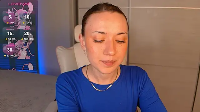 Snapshot of Maddy_Garcia chatting on 03.23.25 Maddy Garcia online show from 03.23.25