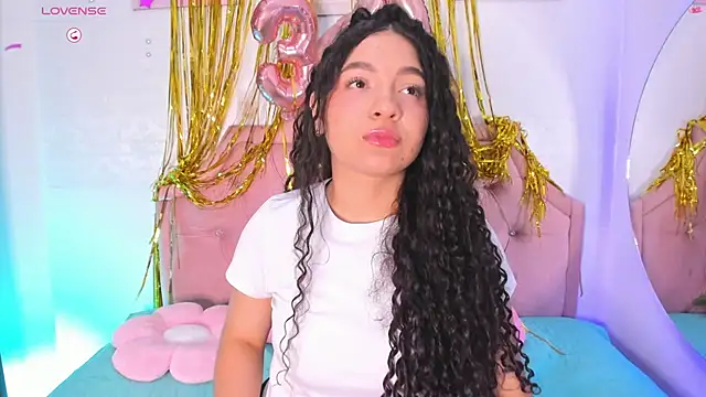 Snapshot of amandalee01 chatting on 01.16.26 amandalee01 online show from 01.16.26