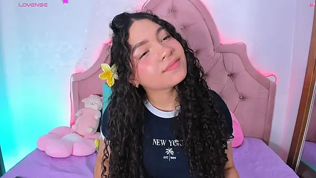 Snapshot of amandalee01 chatting on 01.18.26 amandalee01 online show from 01.18.26