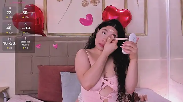 Snapshot of amandalee01 chatting on 02.15.26 amandalee01 online show from 02.15.26