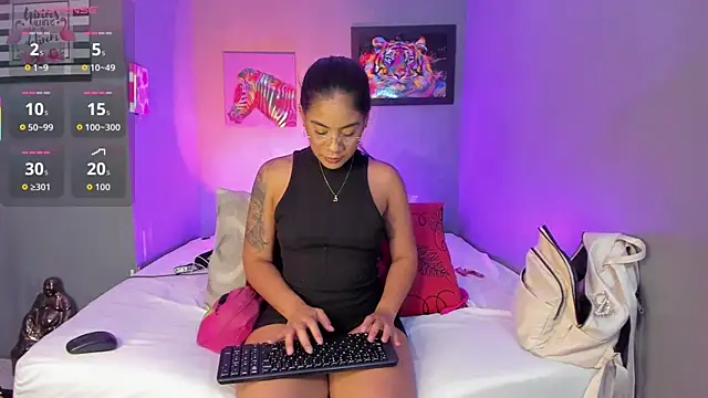 PammelaRoss1 online show from 09.24.25