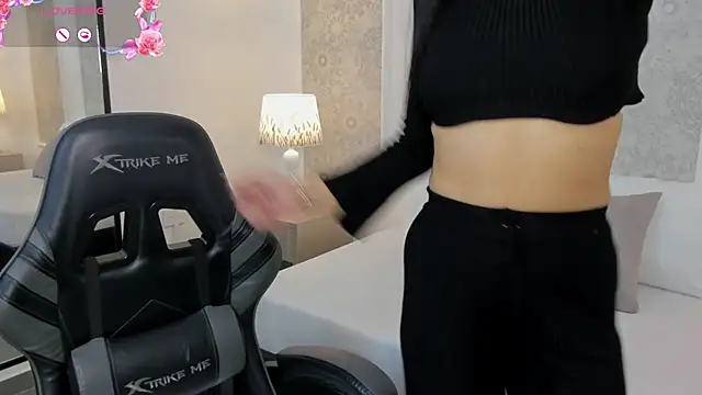 stephanya  online show from 07.03.26