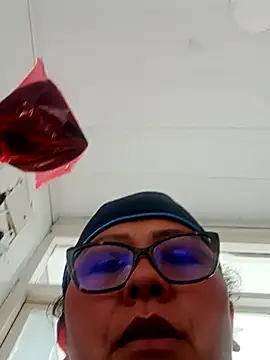 Darly Gomez online show from 12.22.24