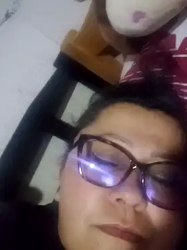 Darly Gomez online show from 12.23.24