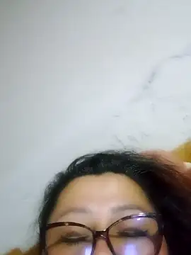 Darly Gomez online show from 12.23.24