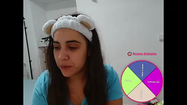 Snapshot of Ursumi1 chatting on 10.24.25 Ursumi1 online show from 10.24.25