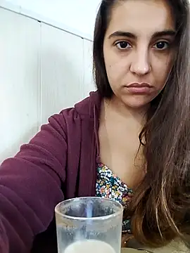 Snapshot of Ursumi1 chatting on 10.28.25 Ursumi1 online show from 10.28.25