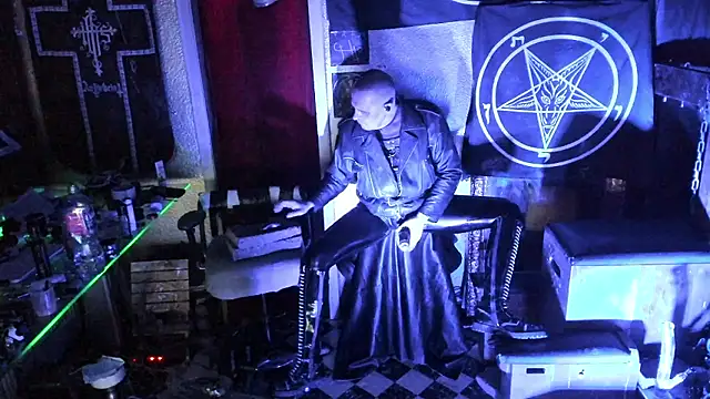 Snapshot of BULGEDEMON chatting on 03.04.26 BULGEDEMON online show from 03.04.26