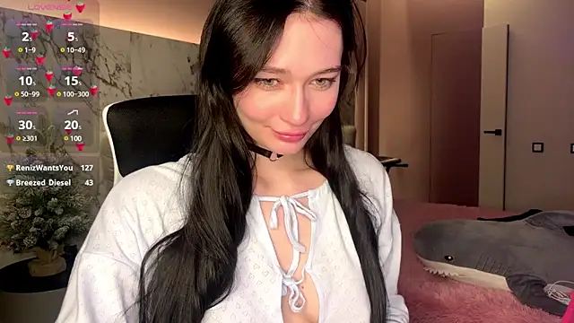 Misty Rose online show from 12.21.24