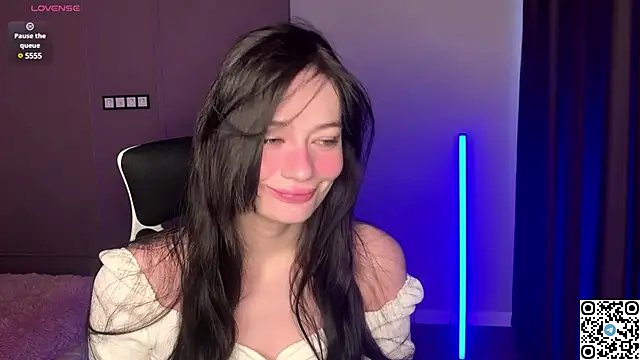 Misty Rose online show from 01.08.25