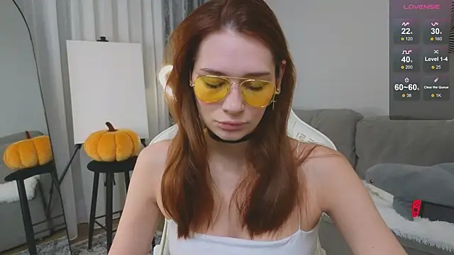Misty Rose online show from 10.09.25