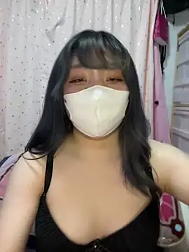 YUNA-yuna online show from 02.13.25