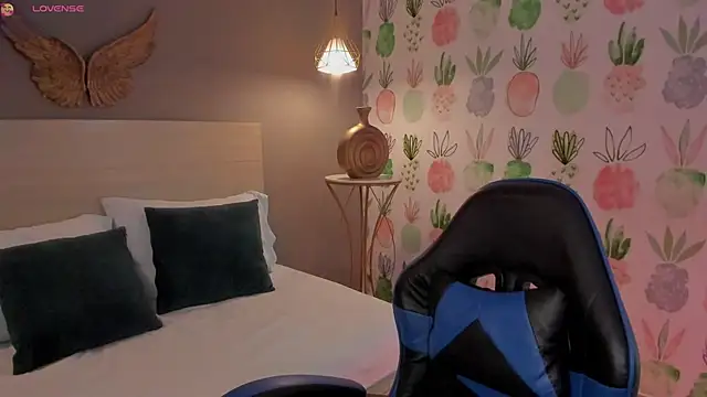 yaya23x online show from 03.18.26