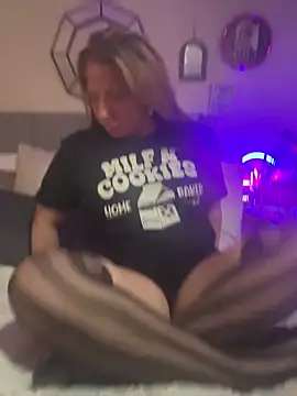 Snapshot of megansweetfromthevalley chatting on 02.13.26 megansweetfromthevalley online show from 02.13.26