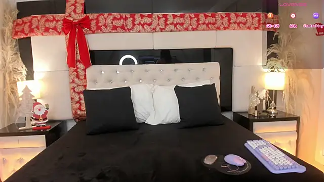 CarlaRossi  online show from 12.21.25