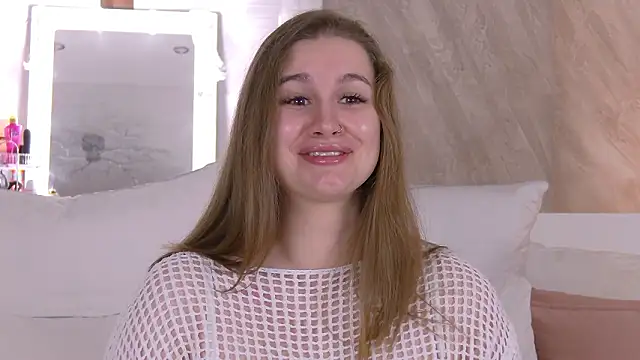 EllieHayes online show from 01.18.26