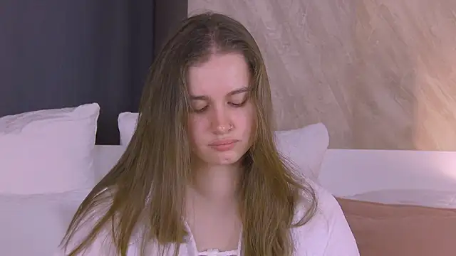 EllieHayes online show from 03.20.26