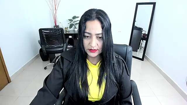 Adele Sweett online show from 03.20.25