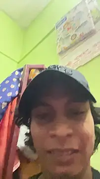 Snapshot of nick__yy chatting on 11.01.25 nick yy online show from 11.01.25