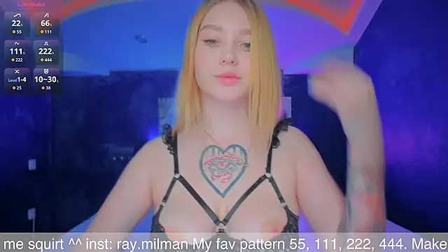 Snapshot of AliceMilman chatting on 11.25.25 AliceMilman online show from 11.25.25