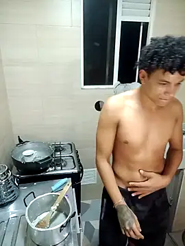 Snapshot of Black_Diamon_ chatting on 12.13.24 Black Diamon online show from 12.13.24