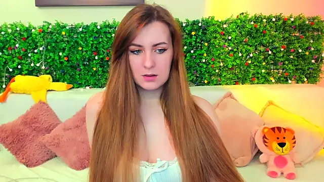 Snapshot of liya_gorgeous chatting on 12.21.24 liya gorgeous online show from 12.21.24