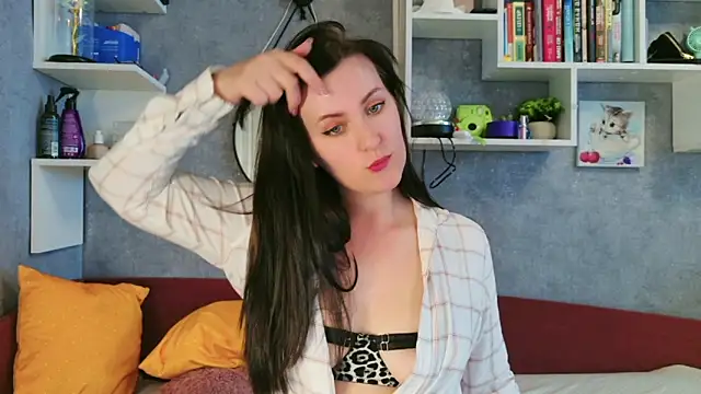 liya gorgeous online show from 05.20.26