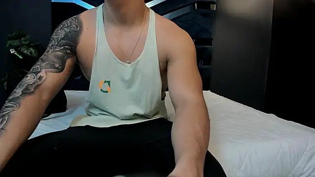 Flynn Riider online show from 03.21.25