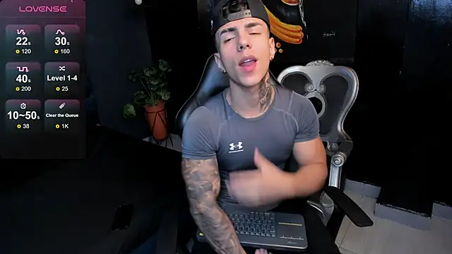 Flynn Riider online show from 10.27.25