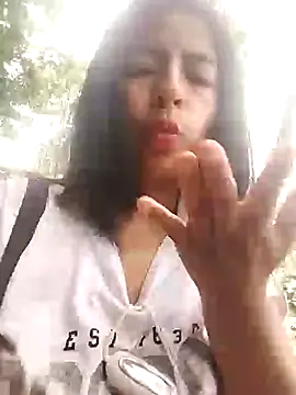 Danna-linyi online show from 01.03.25