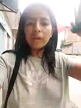 Danna-linyi online show from 01.10.25