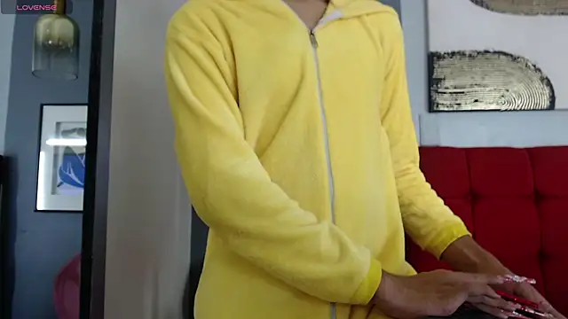 Snapshot of _Natassia_Dreams chatting on 01.18.25 Natassia Dreams online show from 01.18.25